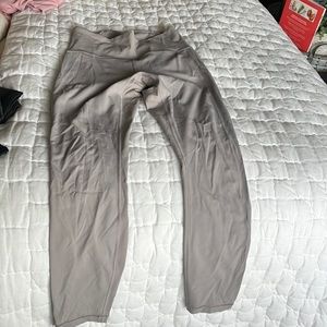 Lulu 7/8 leggings.  Light grey.  Only worn once